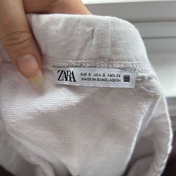 🤍White mini-skirt🤍 - Picture 2 of 2